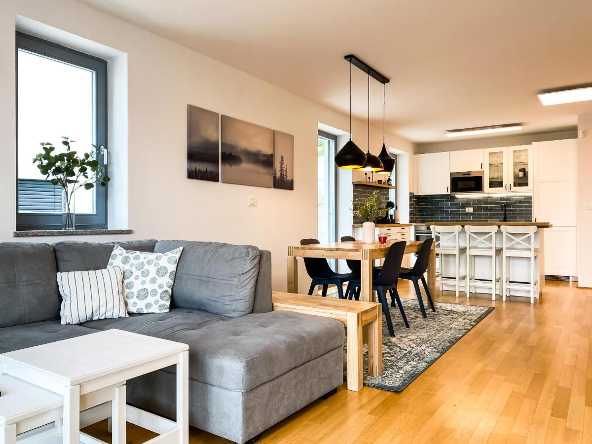 Lakeview Villa 布莱德 外观 照片